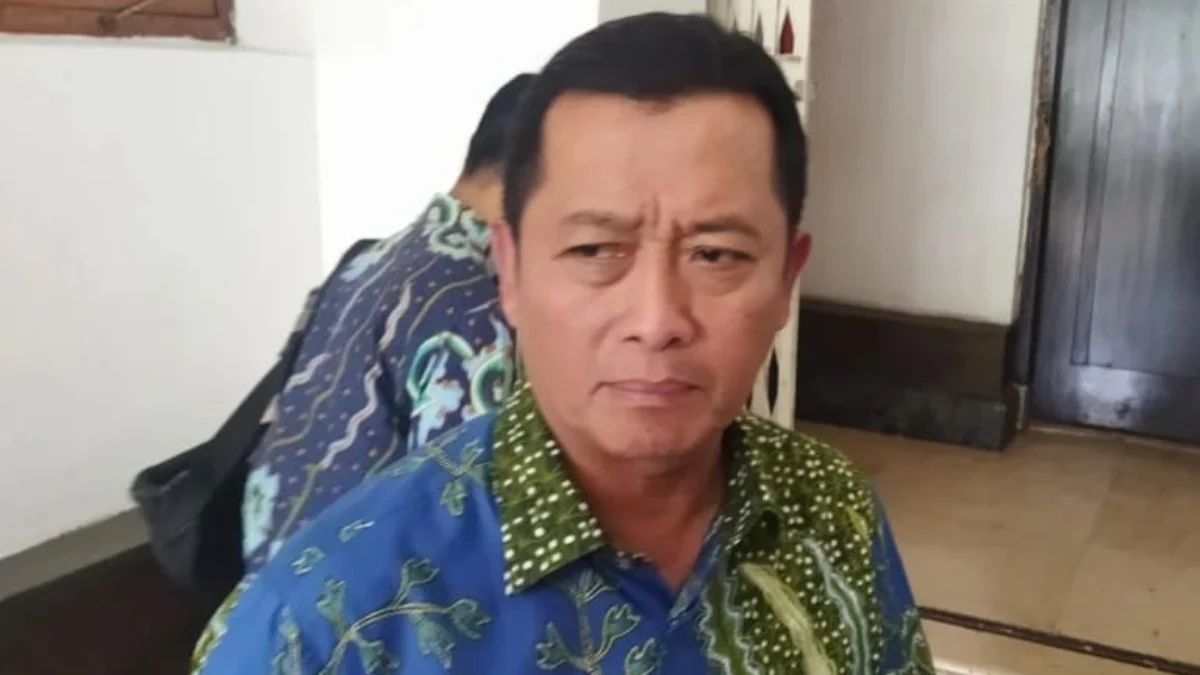 Plh Wali Kota Bandung, Ema Sumarna. (Nizar/Jabarekspres)