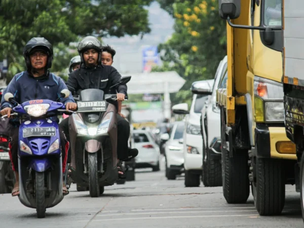 Ilustrasi: Kepadatan kendaraan di Kota Bandung.