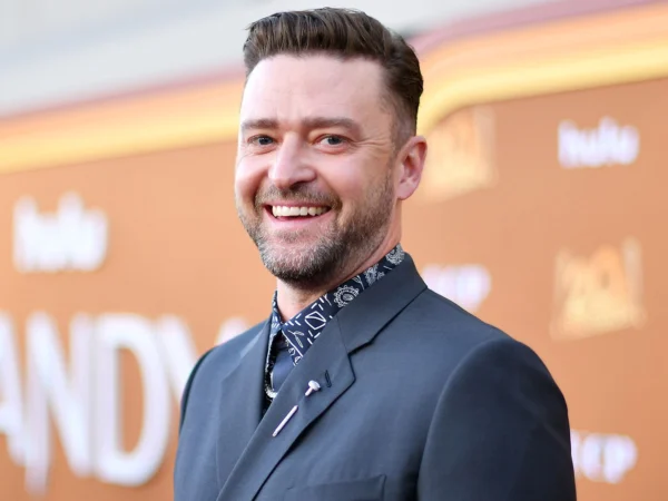 Justin Timberlake Ungkap Track List Album Terbaru, *NSYNC Sumbang Lagu 'Paradise