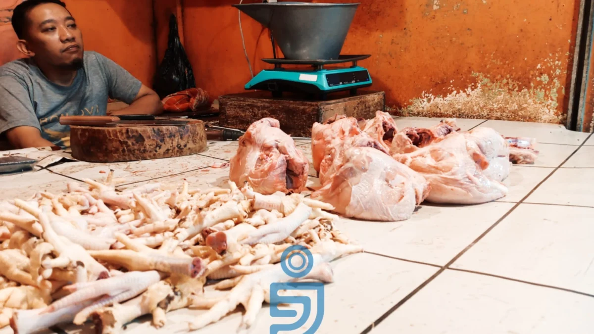Doc. Salah Satu Jongko Ayam Potong di Pasar Antri Baru Cimahi (Mong)