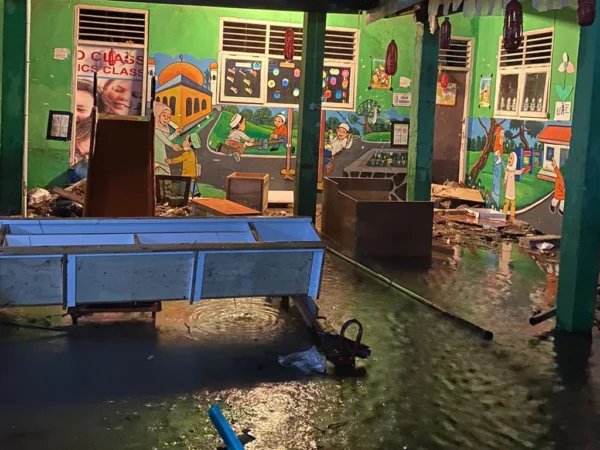 Sekolah Paud yang rusak akibat Banjir. Foto : Sandika Fadilah/Jabarekspres.com