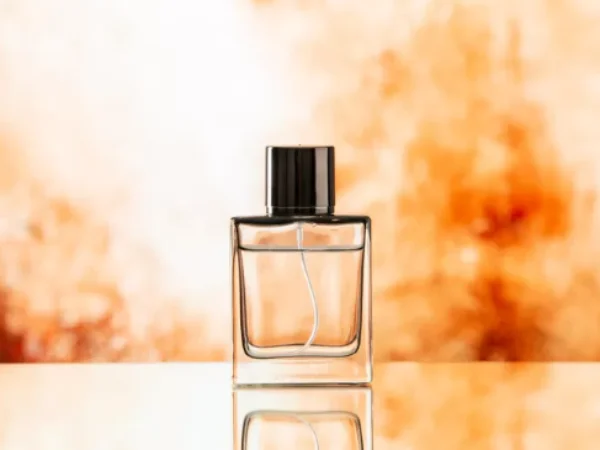Rekomendasi Parfum Terbaik yang Cocok Dipakai Acara Formal dan Nonformal