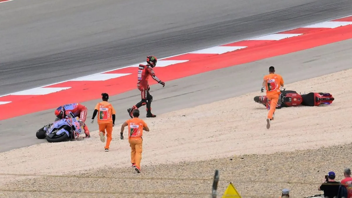 Stewards FIM MotoGP Konfirmasi Insiden Marc Marquez dan Francesco Bagnaia Pure Racing Incident 
