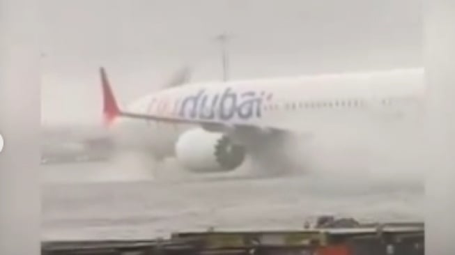 Bandara Internasional Dubai Kembali Beroperasi Setelah Badai dan Banjir Melanda