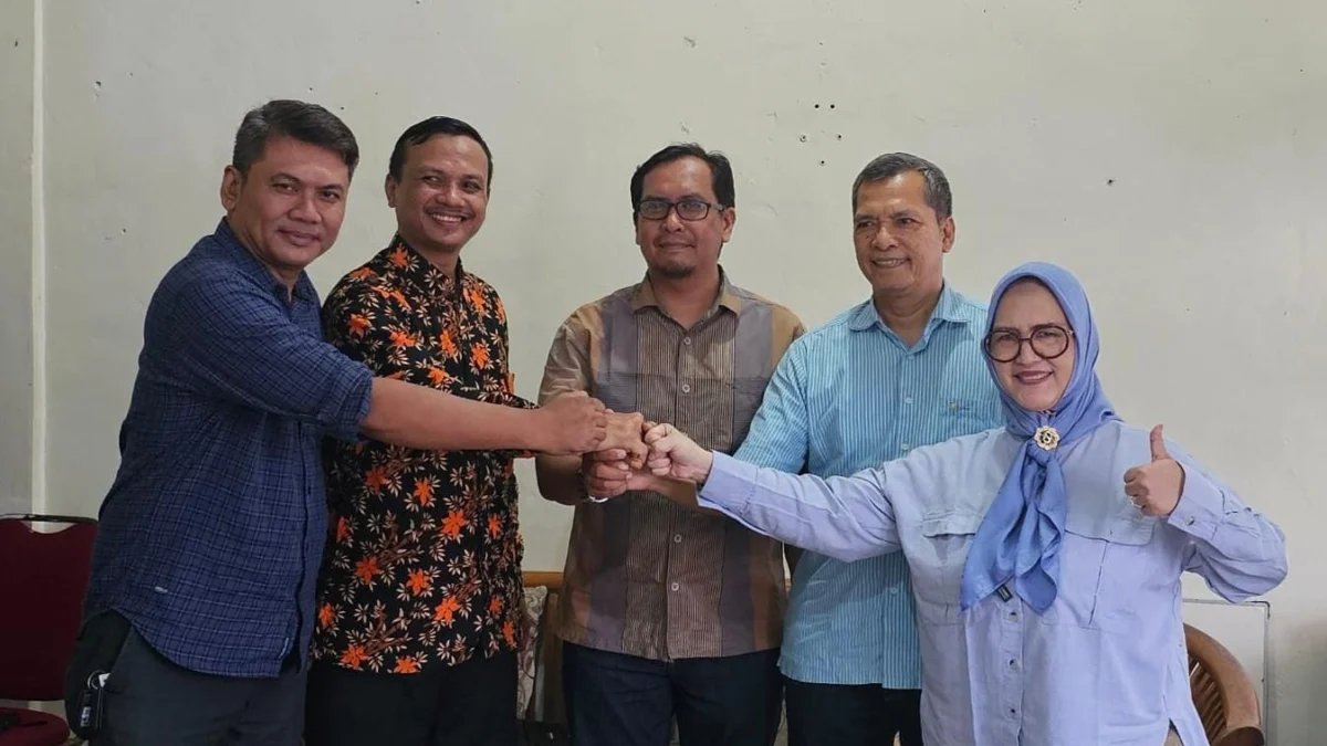 Para ketua DPC dan DPD dari empat Parpol yakni PAN, PKS, Nasdem, dan Demokrat di Kota Banjar sepakat membentuk poros berkoalosi untuk Pilkada Banjar tahun 2024. (Cecep Herdi/Jabar Ekspres)