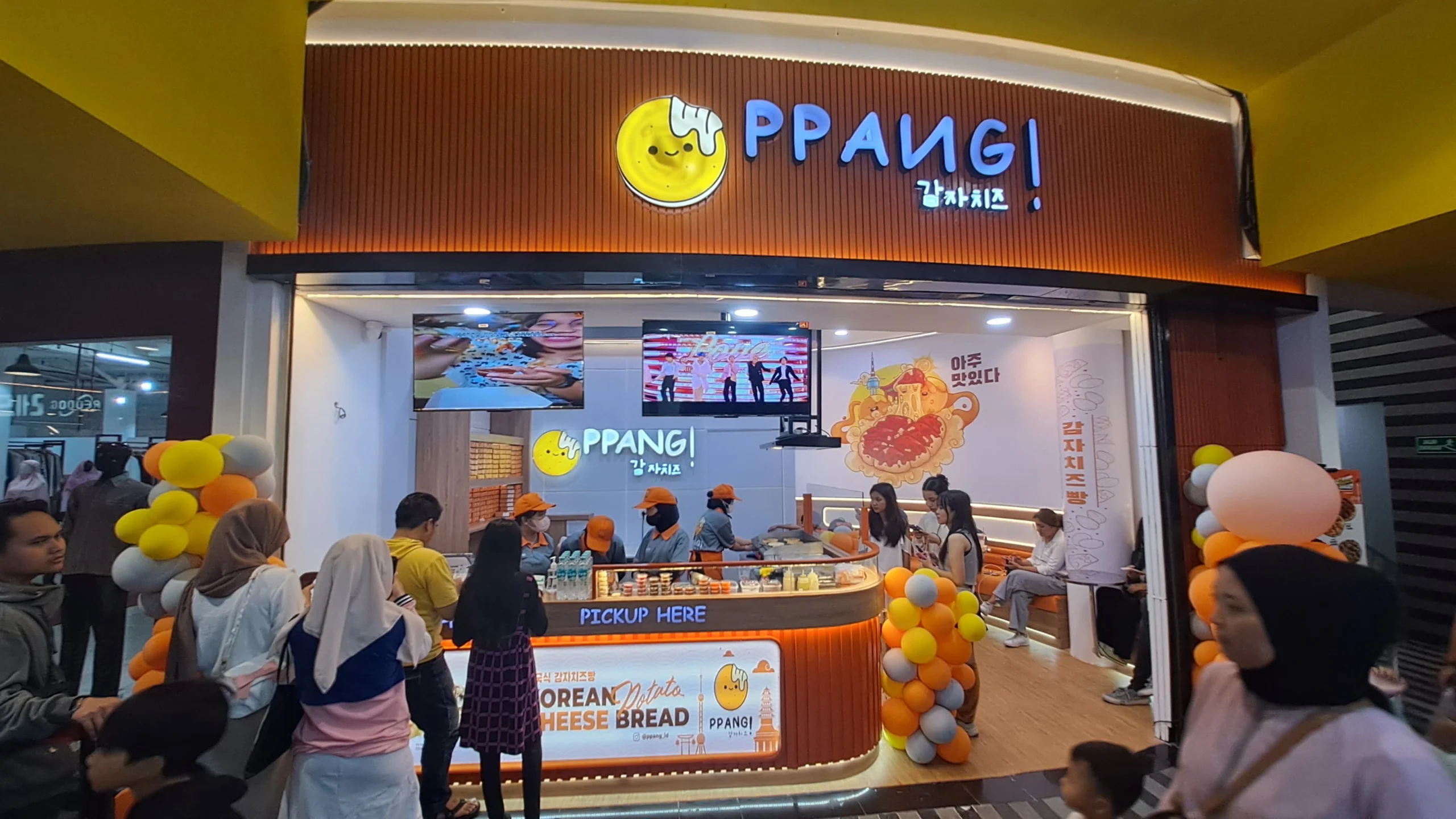 Korean potato cheese bread viral, PPANG! kini buka cabang terbesar di Bandung yaitu di Cihampelas Walk Bandung Lt.1 Extension.