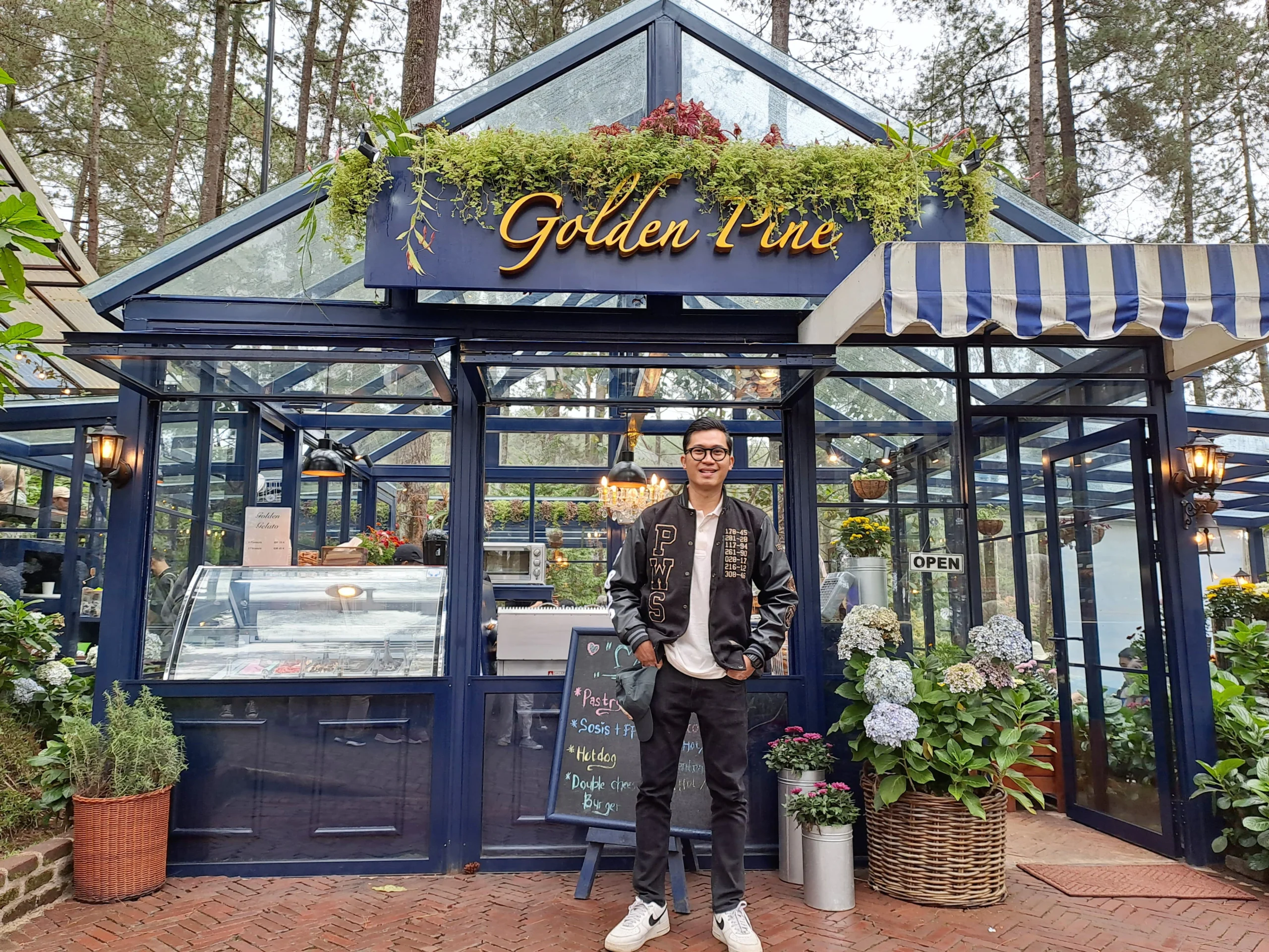 Golden Pine Orchid Forest Cikole Jadi Inspirasi, Ditiru Cafe dan Resto di Lembang