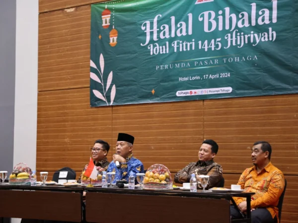 PD PASAR TOHAGA: Sekda Kabupaten Bogor, Burhanuddin, saat memberikan sambutan.