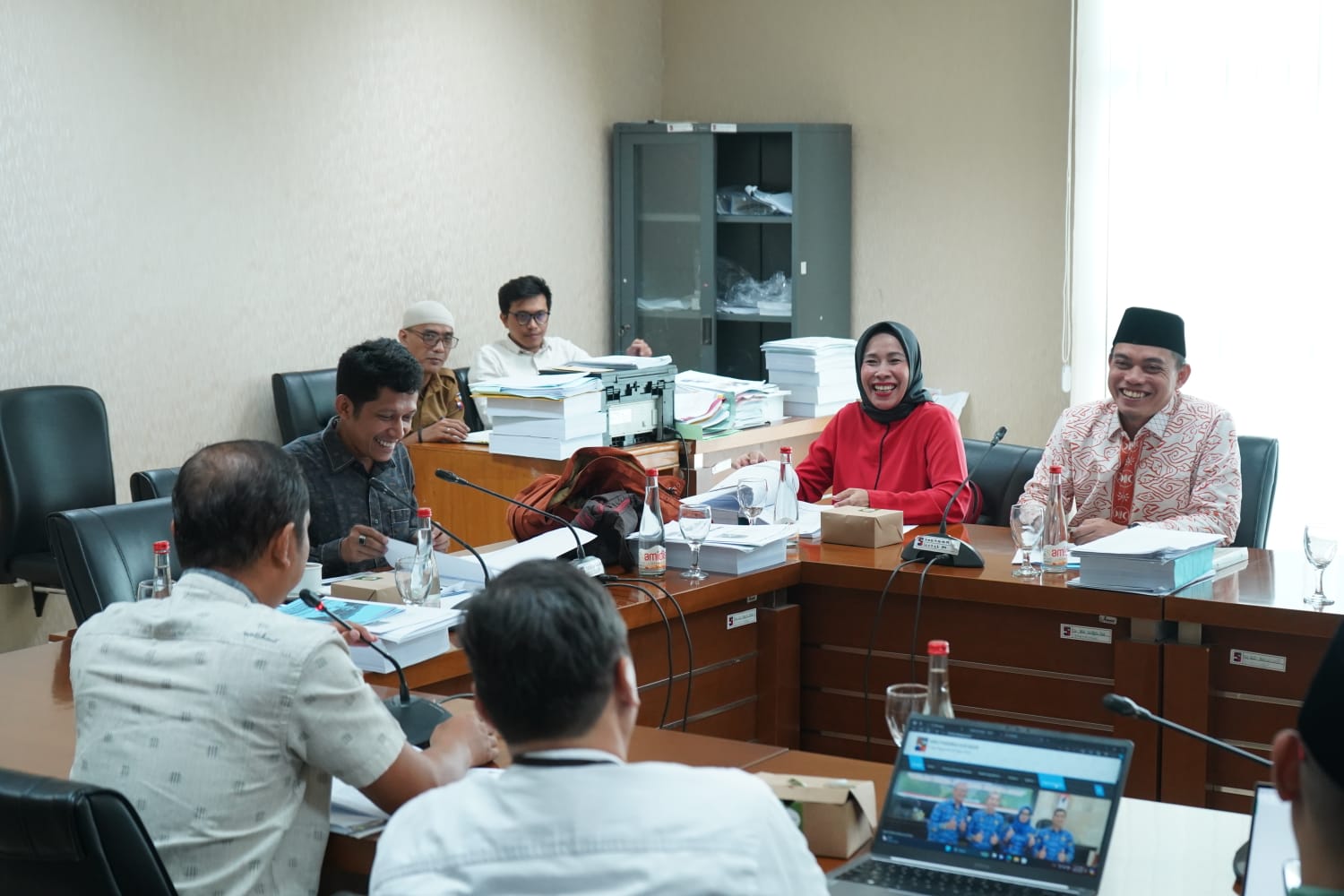 Jajaran Komisi III DPRD Kota Bogor saat menggelar rapat.