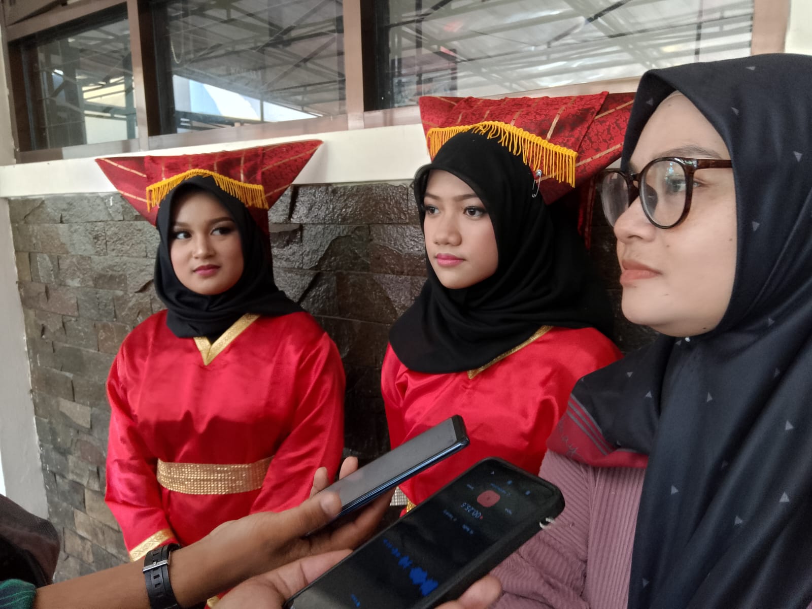 Salah satu peserta yang memeriahkan acara Hari Tari Sedunia di Kota Cimahi, Minggu (28/4).