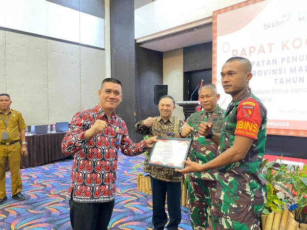 Kodim 1514/ Morotai Raih Penghargaan BKKBN Maluku Utara atas Peran dalam Penurunan Stunting