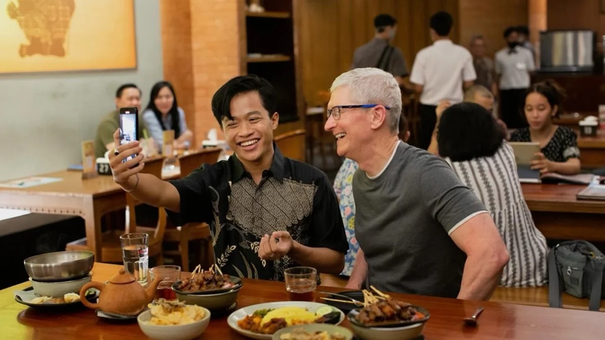 Sofyan Pratama ajari CEO Apple Tim Cook belajar bahasa Indonesia (IG: Sofyan Pratama)