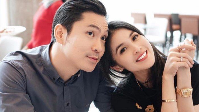 ebelum melangkah ke pelaminan pada November 2016, Harvey Moeis dan Sandra Dewi telah mengikat perjanjian pernikahan yang tidak biasa.