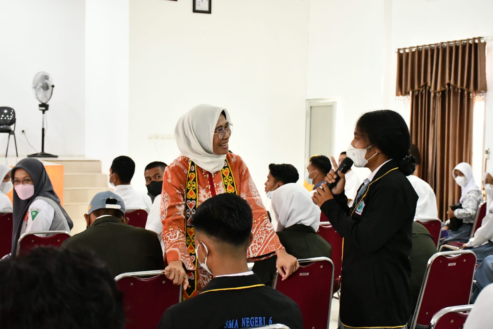 Melalui momen Hardiknas 2024, Wakil Ketua Komisi X DPR RI, Hetifah Sjaifudian, berbagi harapan untuk pendidikan.