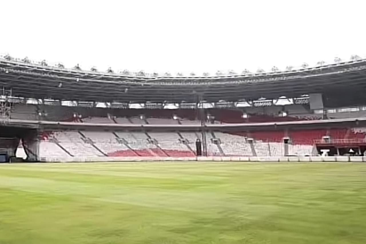Menjelang Kualifikasi Piala Dunia Rumput GBK Rusak Usai Konser NCT Dream