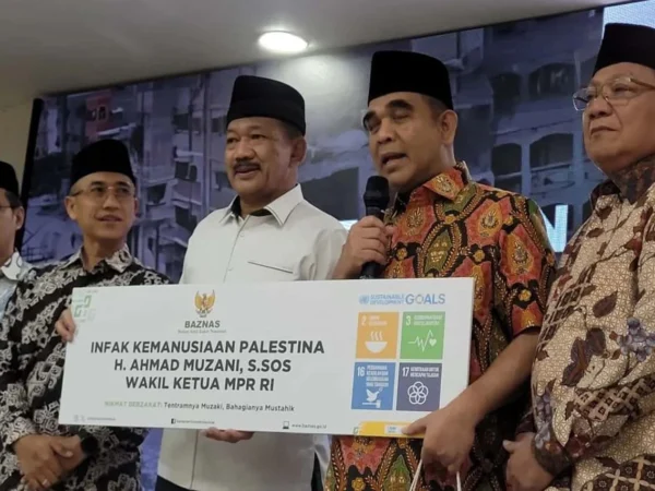 Wakil Ketua MPR RI Salurkan Bantuan Rp250 Juta untuk Palestina melalui Baznas