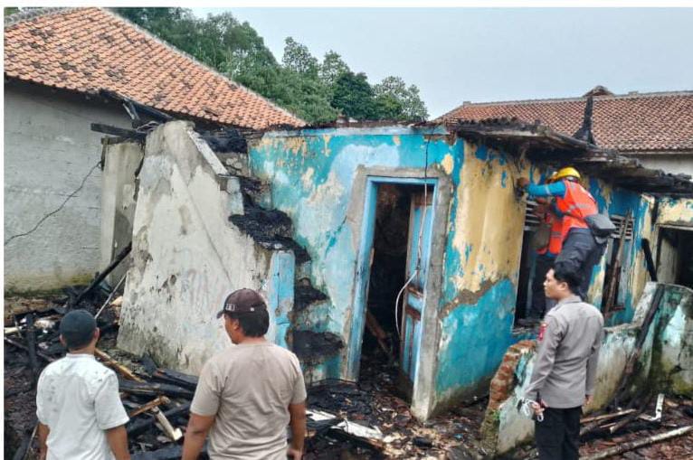 Ponpes di Bogor Ludes Terbakar. Foto Dokumen Polsek Jasinga