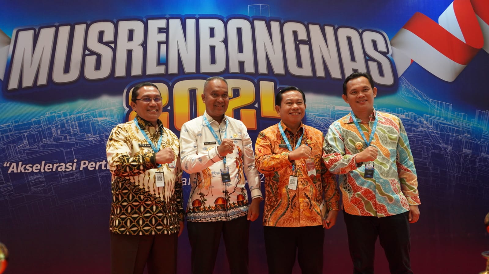 Pj Bupati Sumedang Yudia Ramli bersama rekan saat menghadiri musrenbangnas di jakarta.