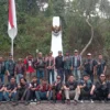Bikers Brotherhood 1% MC Southern Chapter setelah melakukan upacara Harkitnas di Taman Makam Pahlawan (TMP) Kota Banjar, Sabtu 25 Mei 2024. (Istimewa)