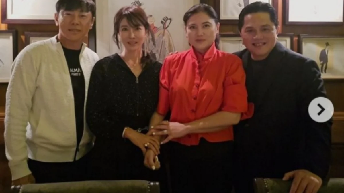 Istri Shintae-yong bersama keluarga Erick Thohir. foto/Instagram Pribadi Cha Young-joo