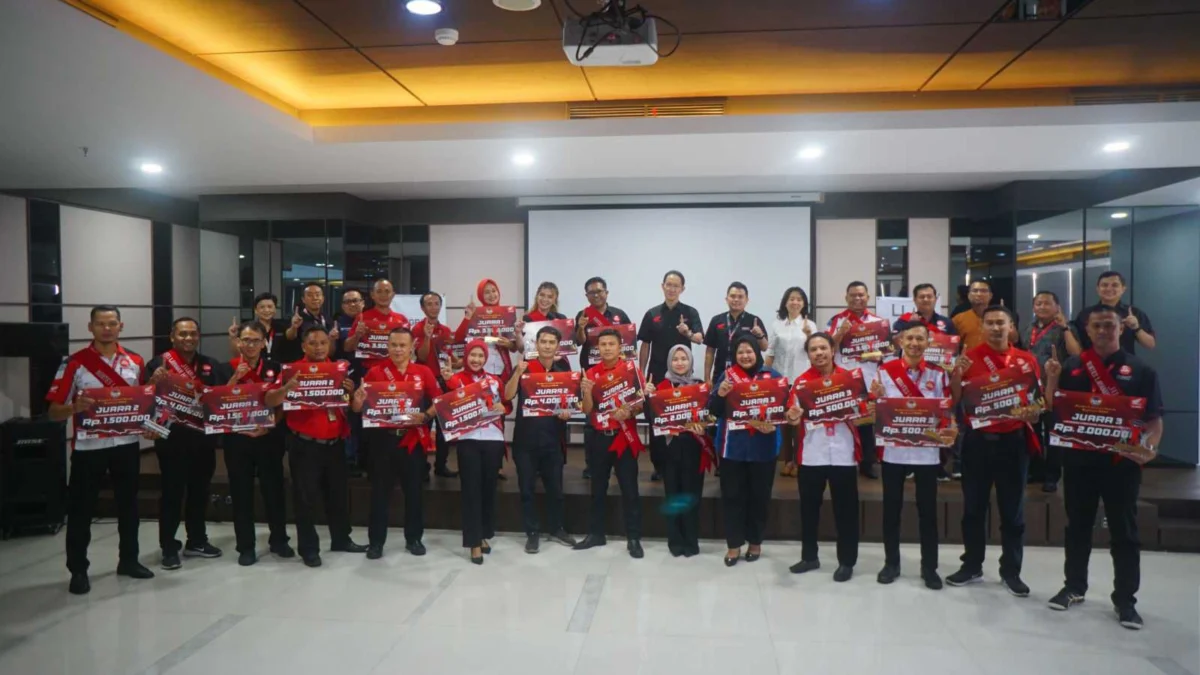 Presentasi peserta pada kategori Pimpinan Jaringan Dealer Wing di ajang Kontes Layanan Honda Regional Jawa Barat