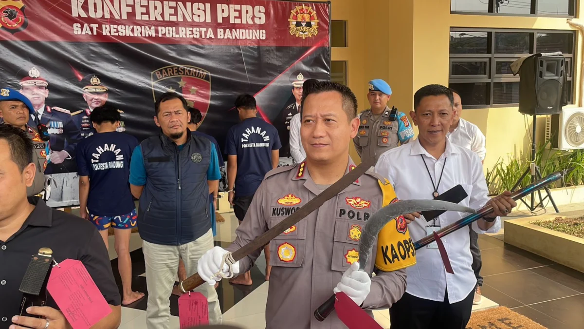 Polresta Bandung berhasul mengamankan pelaku penganiayan kepada 7 warga Cicalengka. Foto Agi Jabar Ekspres