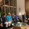Sekjen CASGA, Dato Shamsudin Ismail bersama para perwakilan Presiden Senior Golf negara-negara di ASEAN saat Intermediate General Meeting di Mason Pine Hotel, Kota Baru Parahyangan, Padalarang. Rabu (8/5).