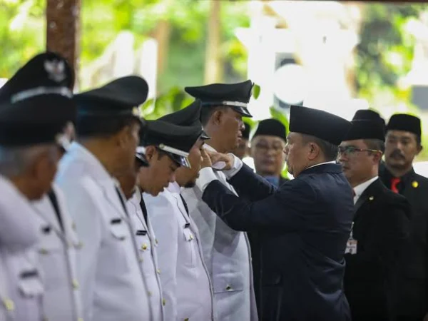 Pemerintah Kabupaten (Pemkab) Bogor akan memberikan SK perpanjangan masa jabatan untuk para kepala desa (Kades) pada Kamis (30/5) 2024 di Laga Satria, Pakansari