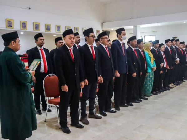 Jajaran PPK di Kota Bogor saat dilantik KPU di Balai Kota Bogor, Kamis (16/5). (Yudha Prananda / Jabar Ekspres)
