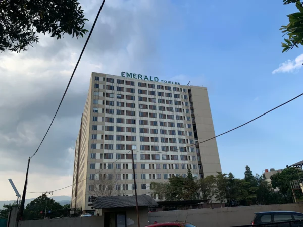 Foto. Apartemen Emerald Tower, Kawaluyaan, Kota Bandung (Sadam Husen Soleh Ramdhani / JE)
