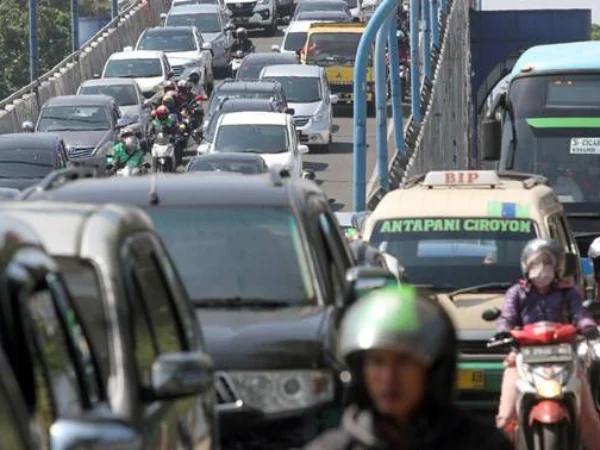 Gas buang kendaraan jadi penyumbang tertinggi buruknya kualitas udara di Kota Bandung. (Dok. Jabar Ekspres)