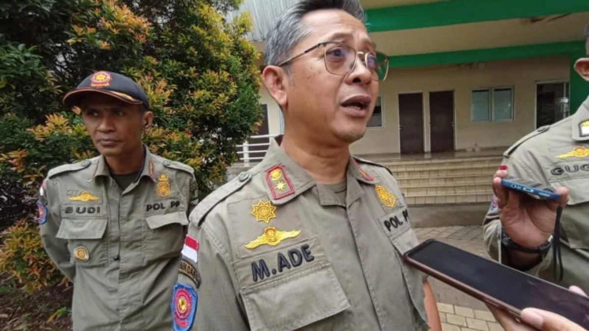 Dok. Pj Gubernur Jabar Bey Triadi Machmudin resmi tunjuk Kasatpol PP Jabar Ade Afriandi jadi Plh Kadisdik. Foto. Sandi Nugraha.