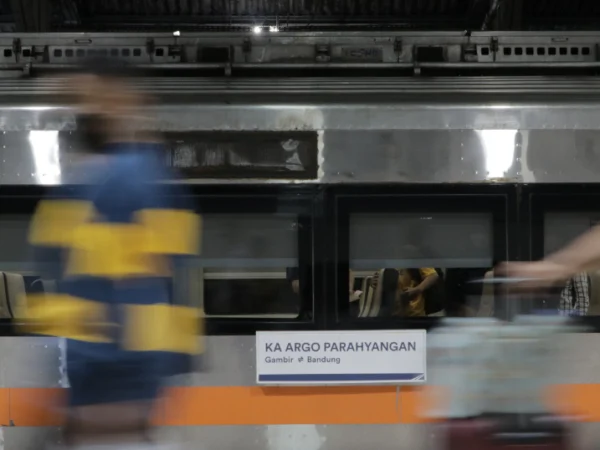 Kereta Argo Parahyangan, Cek Jadwal Kereta Api Bandung-Jakarta 6 Mei 2024/ Dok. KAI