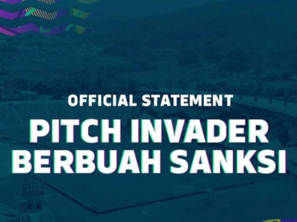 Persib mendapatkan sanksi dari Komdis PSSI akibat tindakan Pitch Invander penonton. Foto/persib