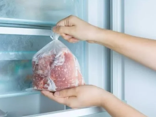 Tips Menyimpan Daging Kurban Agar Tetap Sehat dan Higienis