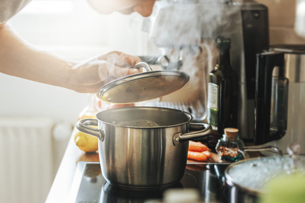 Ilustrasi Teknik Memasak Daging Agar Empuk, Tekni 5 30 7/ Pexels/ valeria_aksakova