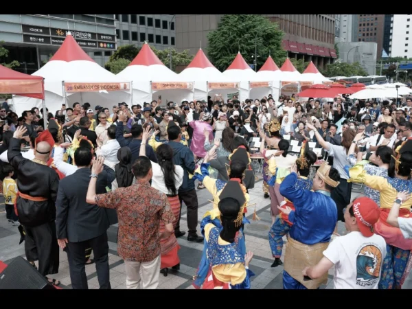 Hadiri Festival Indonesia 2024 di Korea Selatan, BRI Sediakan Layanan Keuangan kepada Diaspora dan Pekerja Migran Indonesia (PMI)