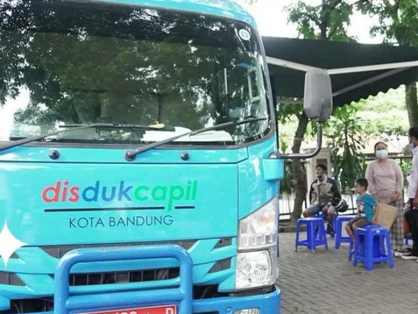 Mobil Mepeling Disdukcapil Kota Bandung/ Instagram @humas_bandung