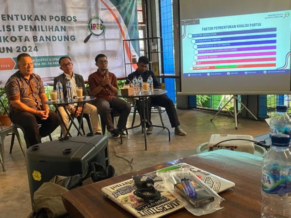 Diskusi bertajuk Pembentukan Poros Koalisi Pemilihan Wali Kota (Pilwakot) Bandung Tahun 2024 yang digelar Indonesian Politics Research & Consulting (IPRC) di kawasan Jalan Merdeka, Kota Bandung, Rabu (5/6).