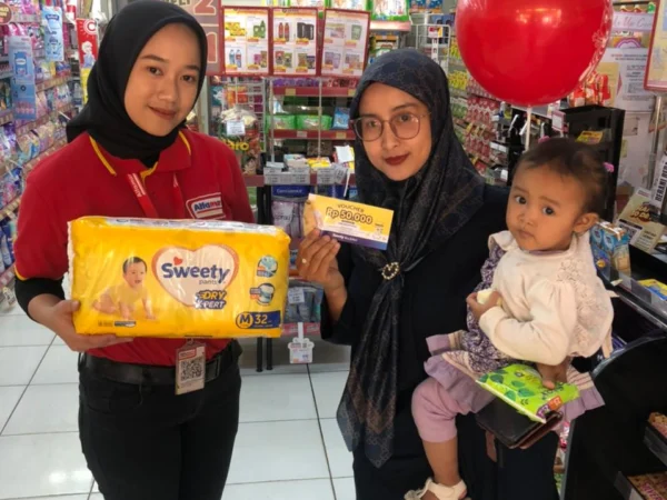 Cegah Stunting, Alfamart dan Sweety Dry X-Pert Jalankan Posyandu untuk 10.000 Anak dan Balita di Indonesia