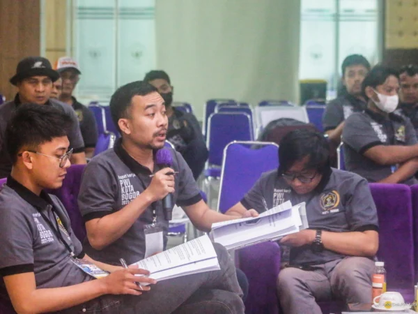 Ketua Bidang Advokasi dan Hukum PWI Kota Bogor, M.A Murtadho bersama jajaran. (Yudha Prananda / Istimewa)