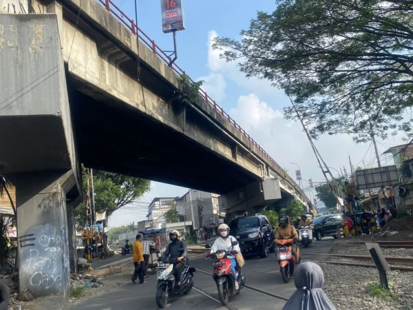 Doc. Jembatan Layang Cimindi Lokasi Penemuan Pria Gantung Diri (Istimewa)