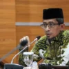 Wakil Ketua DPRD Kabupaten Bogor, KH Agus Salim menyampaikan dukungannya terhadap relokasi pedagang kaki lima (PKL) ke Rest Area Gunung Mas, Puncak, Bogor, Jawa Barat.