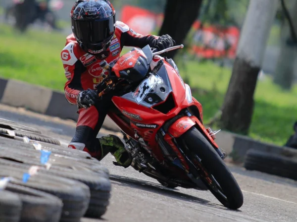 Dua Pebalap Honda Daya Jayadi Racing Team Siap Hadapi Putaran Kedua Kejurnas MotoPrix 2024 di Tasikmalaya