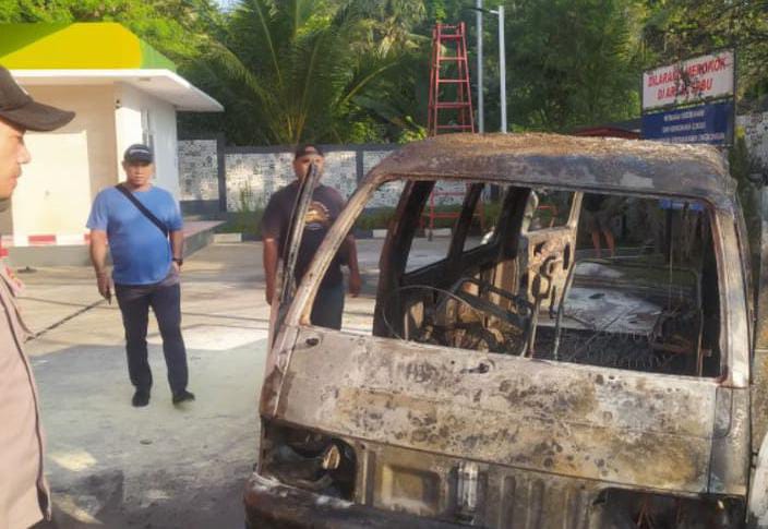 satu mobil hangus akibat kebarakan SPBU di Bogor/