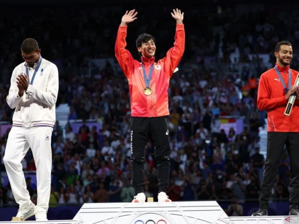 Atlet Anggar Koki Kano Taklukkan Wakil Tuan Rumah di Final Epee Putra Olimpiade Paris 2024