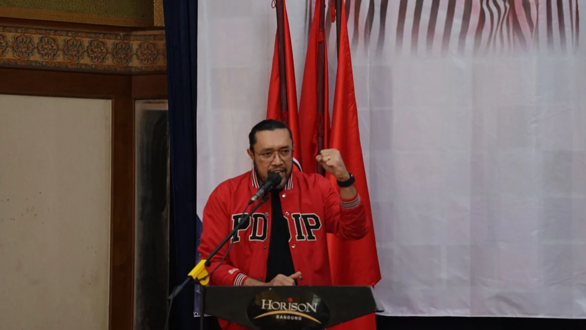 Ketua Bappilu PDI Perjuangan Bambang Pacul memastikan Ono Surono masuk penjaringan Pilgub Jabar