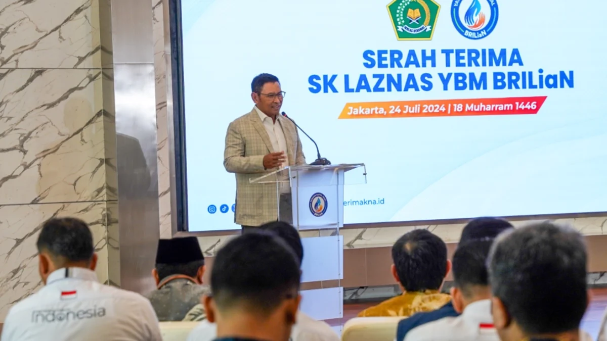 Kemenag RI Serahkan SK Izin Operasional Lembaga Amil Zakat Skala Nasional kepada YBM BRILiaN