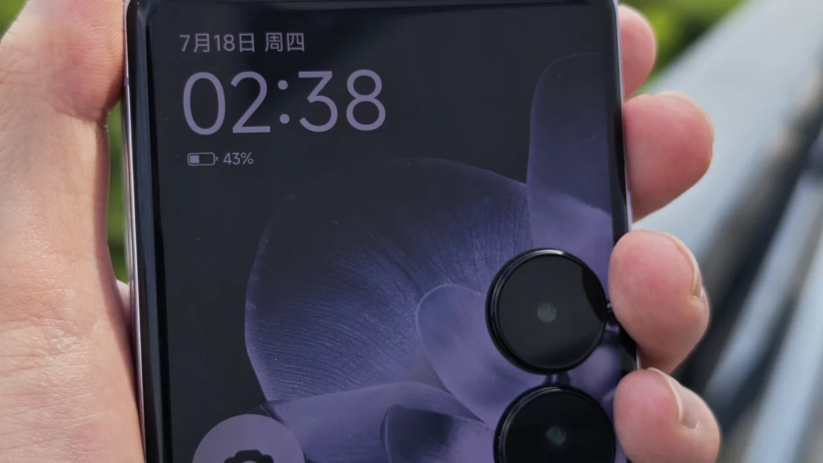 Xiaomi Mix Flip Segera Hadir di Seluruh Dunia, Harganya Bikin Mudeng