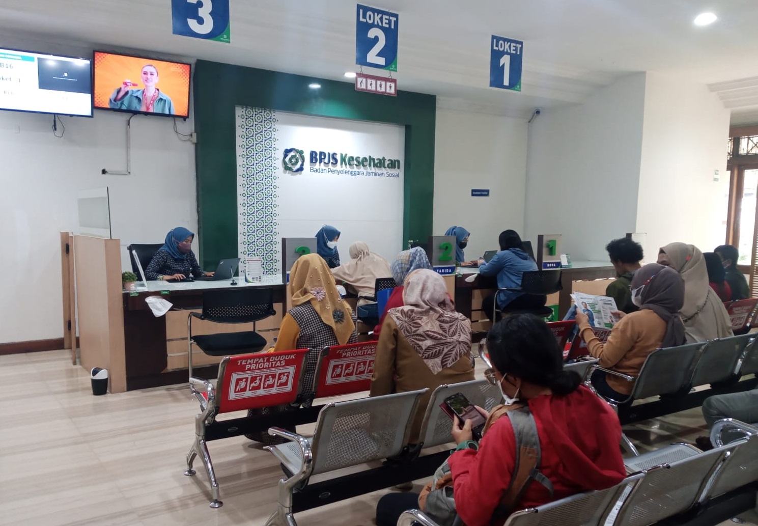 KPK menemukan ada tiga rumah sakit di Indonesia yang diduga telah melakukan penyalahgunaan klaim BPJS Kesehatan.